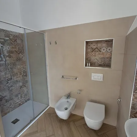 Residenza Rivellini Apartment *