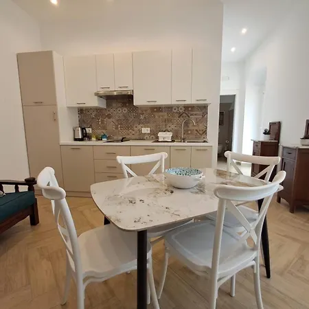 Residenza Rivellini * Tropea