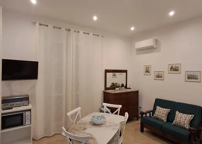 Residenza Rivellini * Tropea