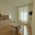 Apartment Residenza Rivellini *