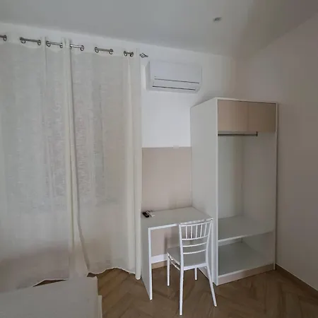 Апартаменты Residenza Rivellini Тропея